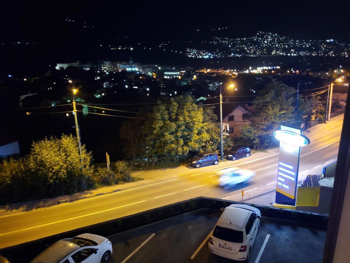 Sleep And Drive White Appartamento Sarajevo Esterno foto